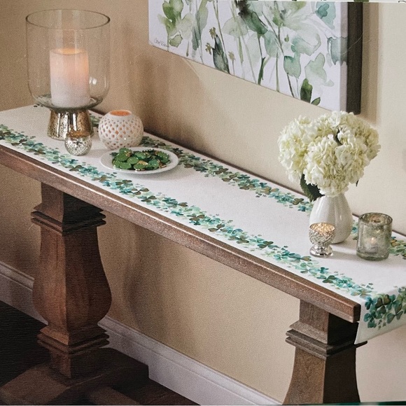 St. Patrick’s Day Shamrock Table Runner by Nicole Miller Home - Picture 14 of 15